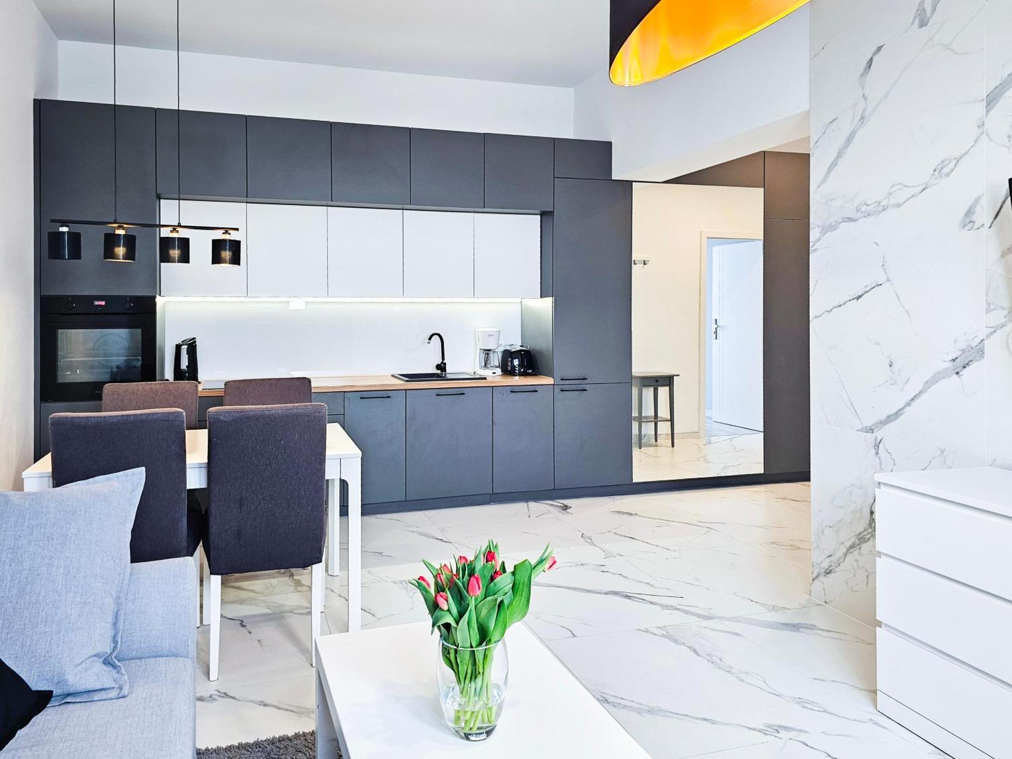 Апартаменты Visit Baltic - Platan Tower Grey Свиноуйсьце Экстерьер фото